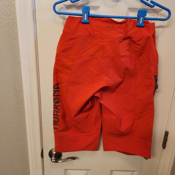 Norrona fjora flex 1 shorts nwt size xs - Picture 2 of 9
